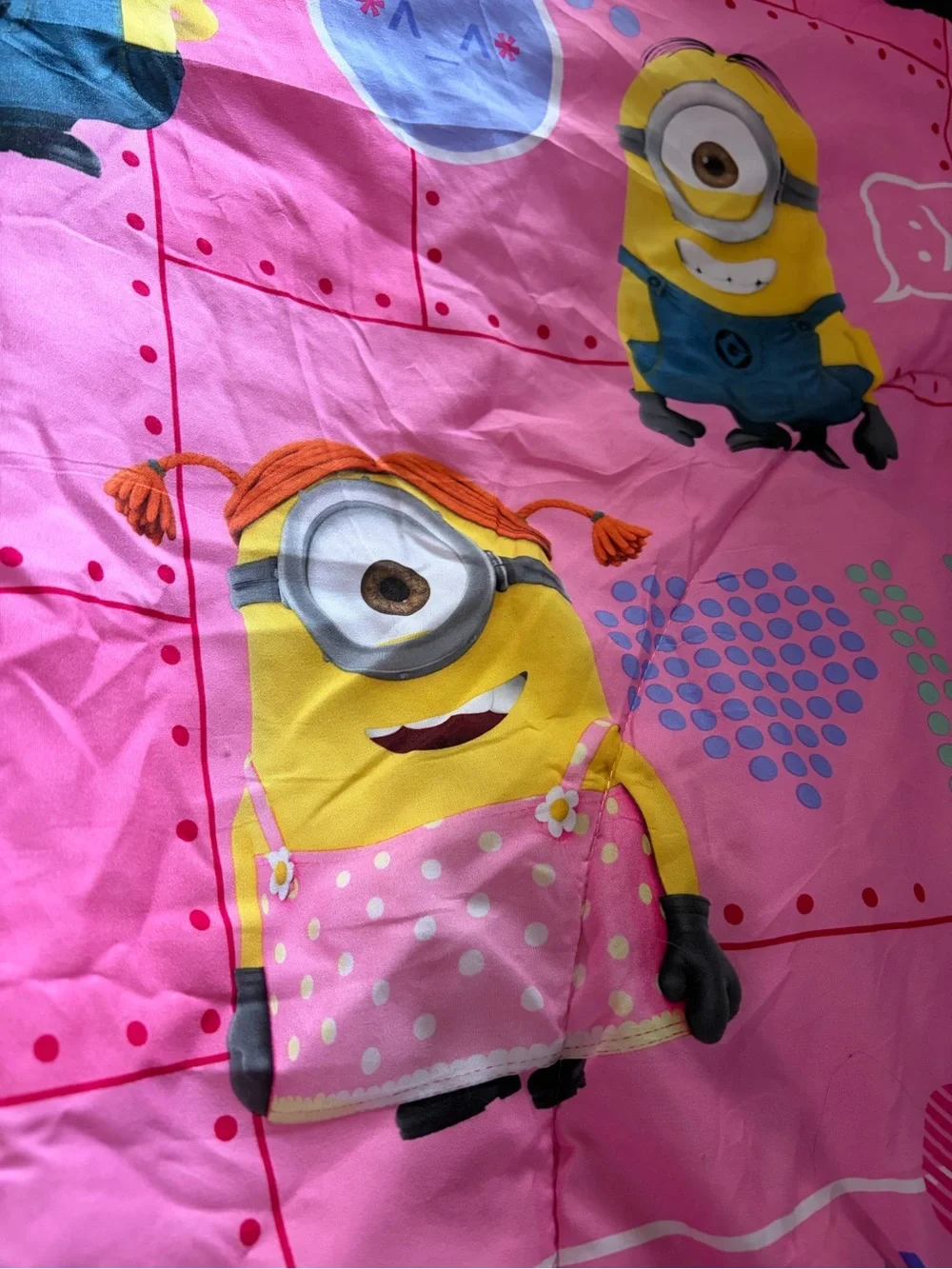 Despicable ME Minions Pink Twin/Full 72 x 86” Bed Comforter RARE EUC - Picture 6 of 8
